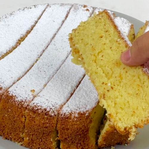 Bizcocho de almendras con 3 ingredientes